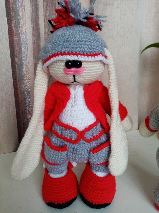 Игрушки вязаные. Из гипоаллергенной пряжи.