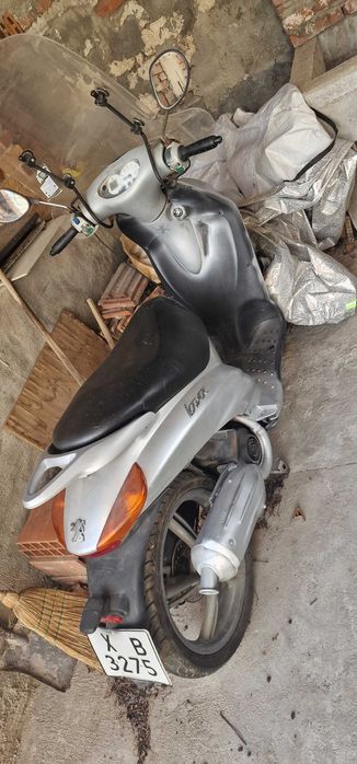 Скутер Peugeot looxor 100cc