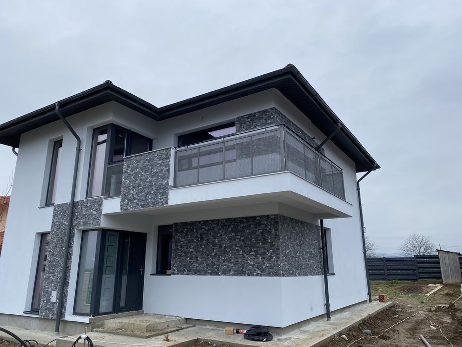 Casa Hlincea P+1, strada Petru Schiopu 404 mp teren