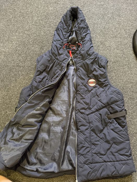 Продам жилетку на мальчика