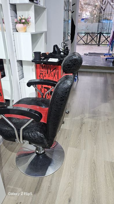 Кресло для парехмахера