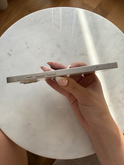 iPhone 13 бял 128 GB