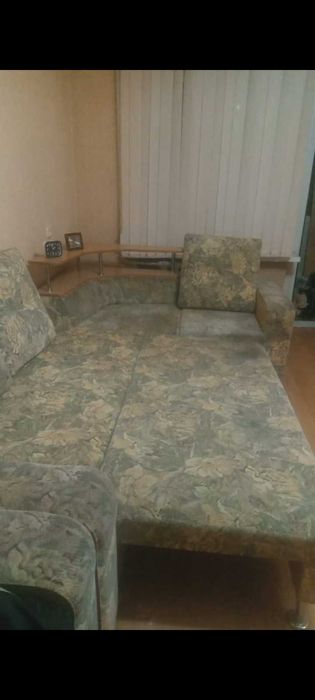 Продам диван срочно