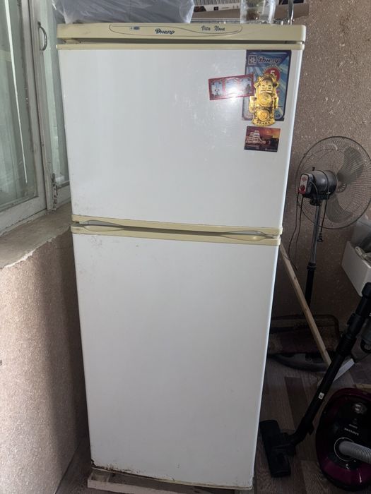 Продается Холодильник Днепр