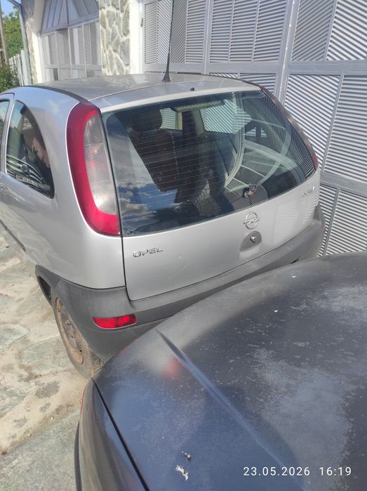 Dezmembrez/ câmp / Opel corsa/Volkswagen polo