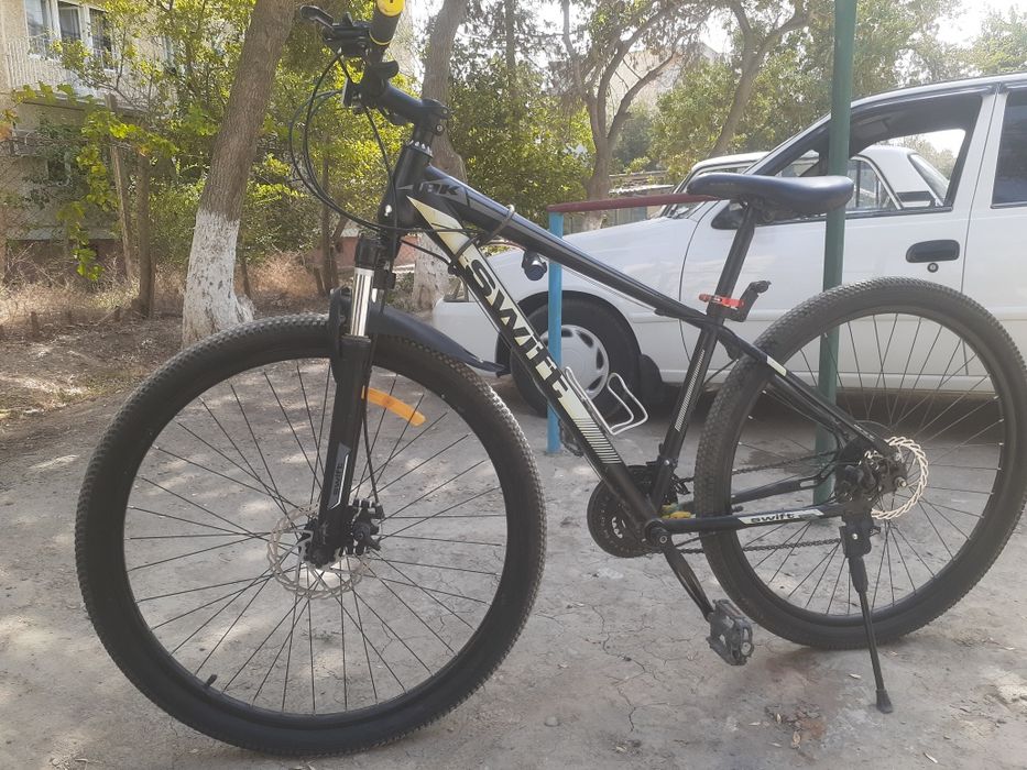 Velosiped велосипед сотилади.