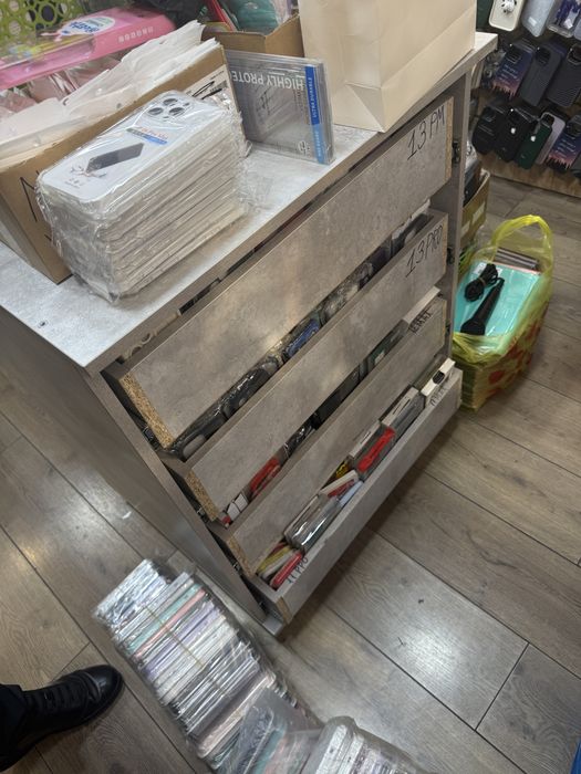 Витрина, стойка, ресепшен