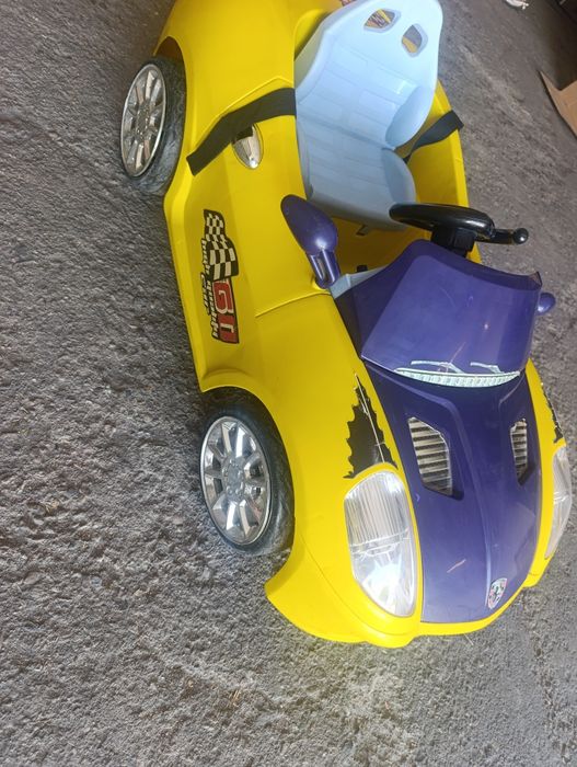 Детска количка на ток