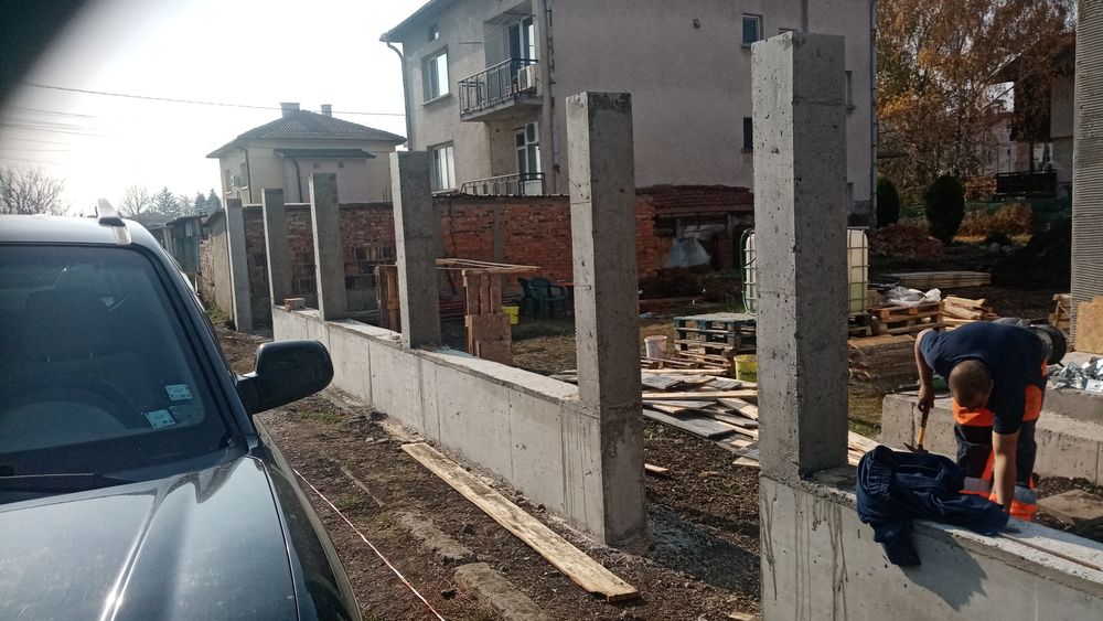 Бетонови огради и дувари