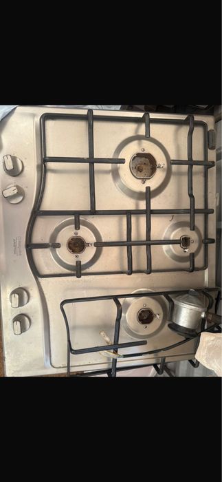 Продам газ плиту