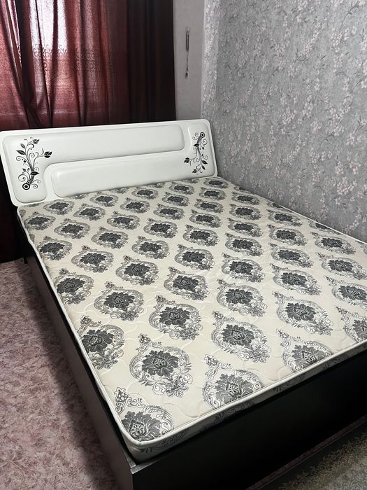 Продам кровать двухспальняя