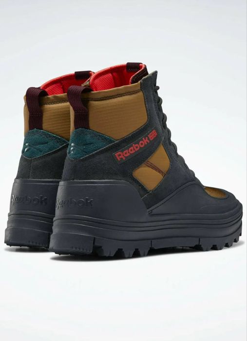 Трекинговые ботинки женские