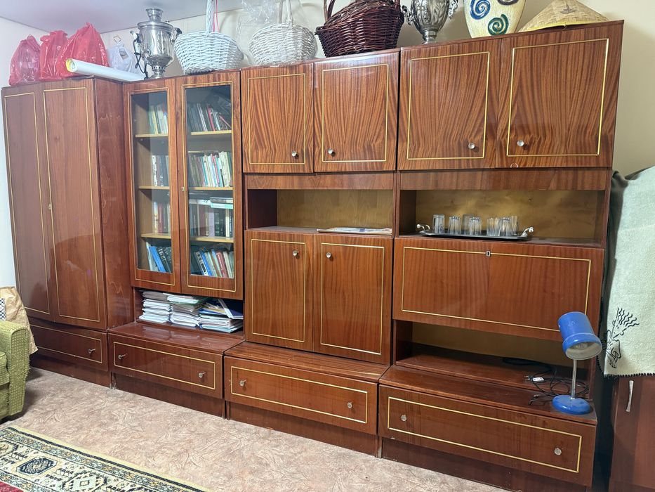 Продам шкаф в хорошим состоянии