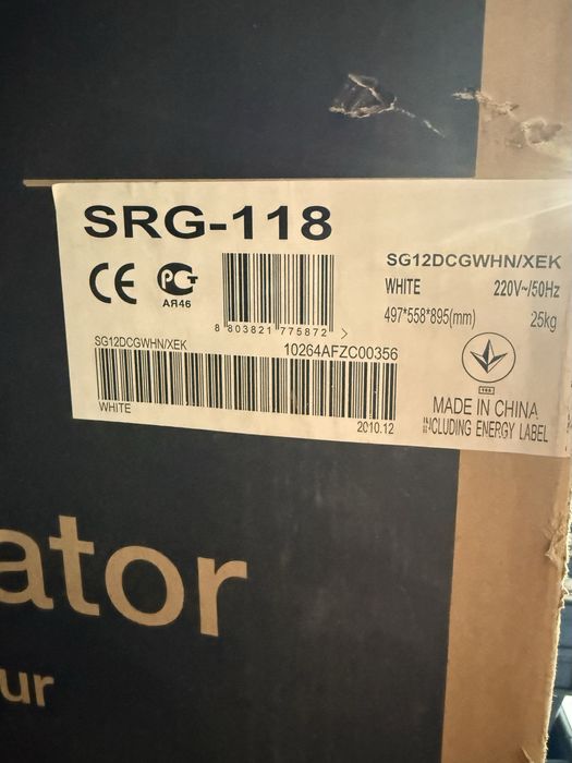 Мини-холодильник Samsung SRG-118, новый.