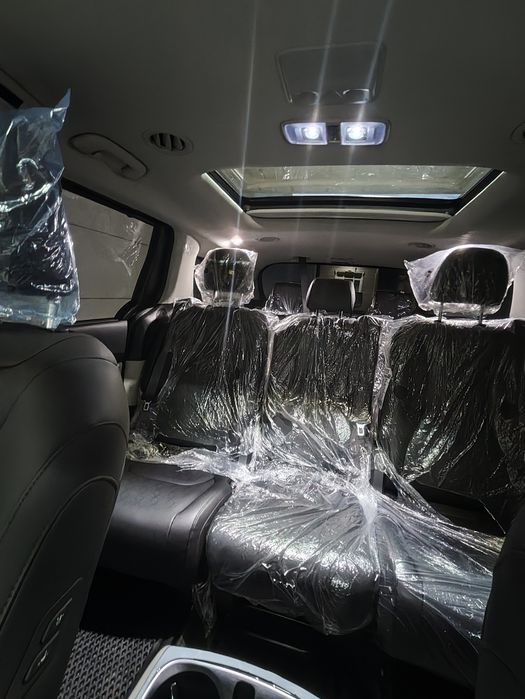 Kia Carnival 2023 — 2