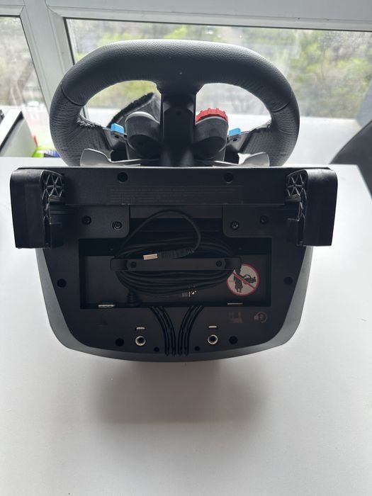 игровой руль Logitech g29 и педали logitech