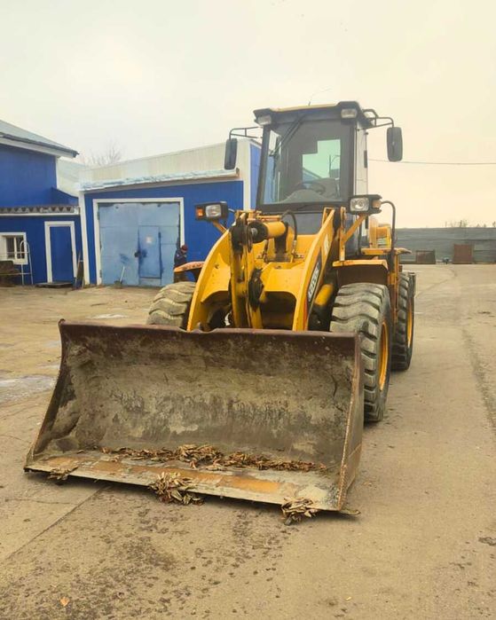 Фронтальный погрузчик FL935F