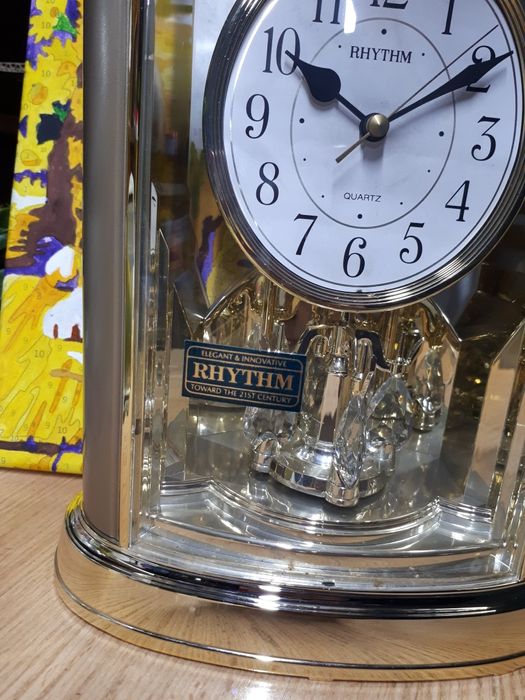 Часы настольные Rhythm