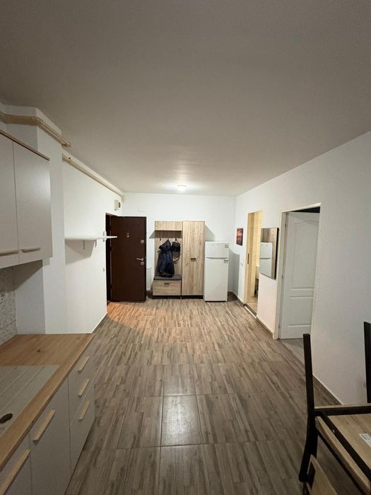 Apartament cu 1 dormitor, strada Porii 8C