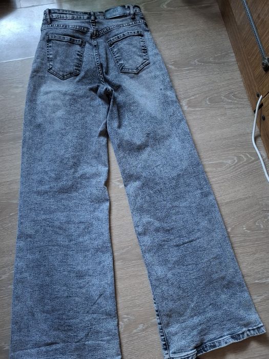 Продам джинсы срочно