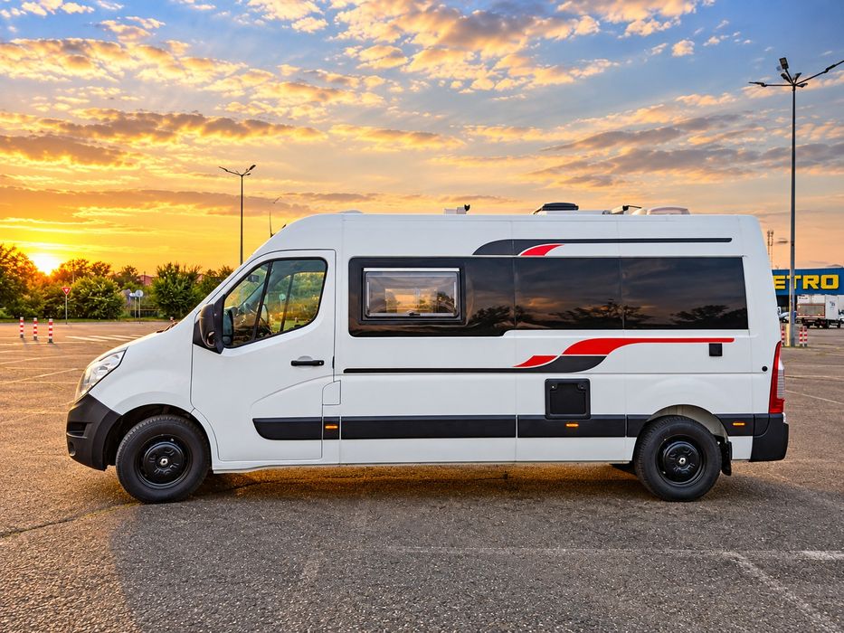 Vand/ Schimb -Campervan Renault Master 3 omologata 4 locuri in centuri
