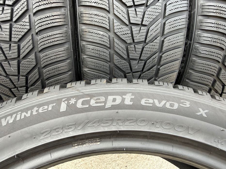 Anvelopa iarna 235/45 R20 Hankook Winter I Cept EVO 3 X , Nokian WR Suv 4