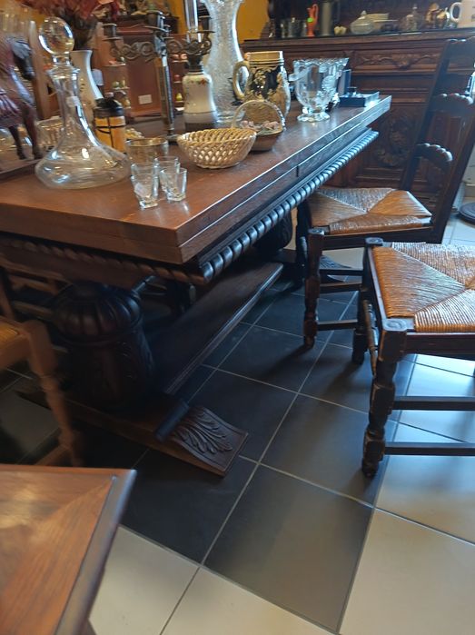Lichidare stoc mobilier antic lemn masiv