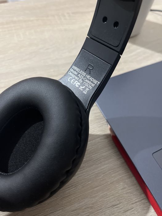 Наушник беспроводной