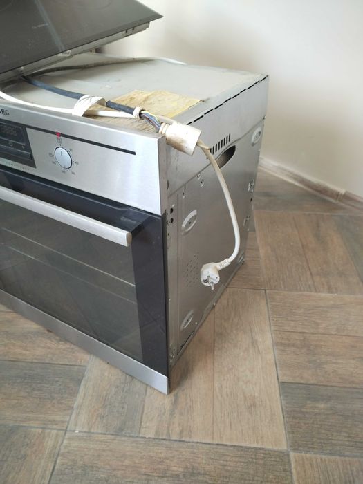 Фурна за вграждане и керамична плоча за вграждане