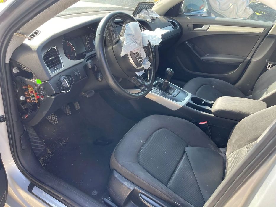 Dezmembrari Audi A4 B8 / 2010 / 2.0TDI 143 CP / CAGA