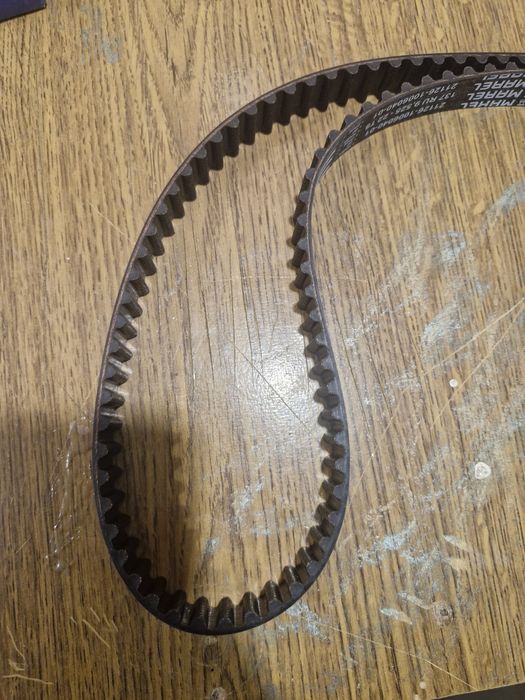 Продам комплект ремня грм
