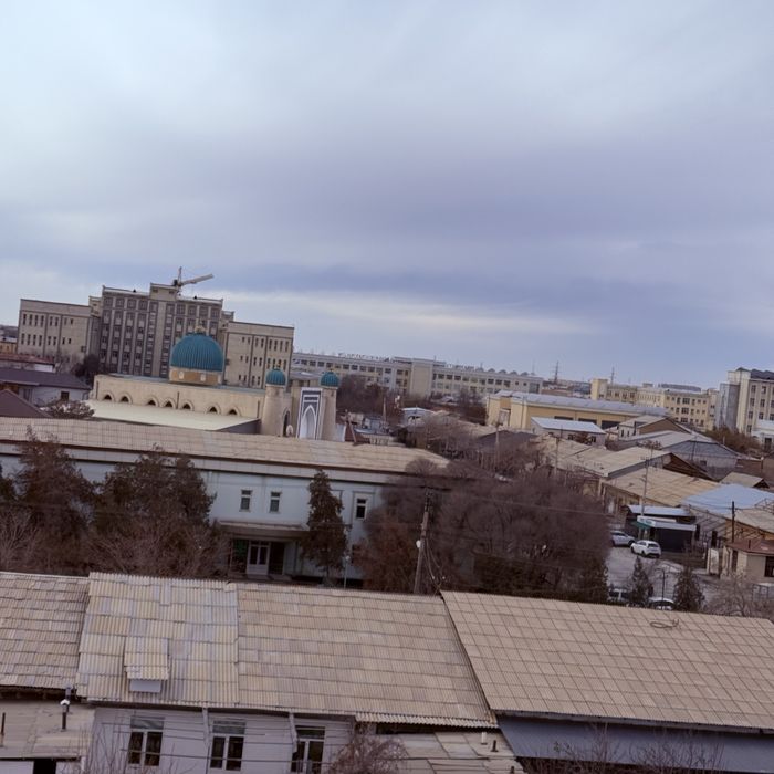 Урганч шахар А.Темур кучаси 60/1-уй, 70.11кв. 3 хонали хонадон