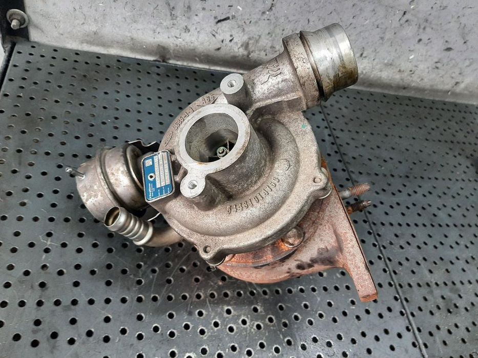 Turbina 1.5 dci k9k nissan juke f15 renault clio 3 megane 3 dacia duster 54399700087- cu mic joc axial