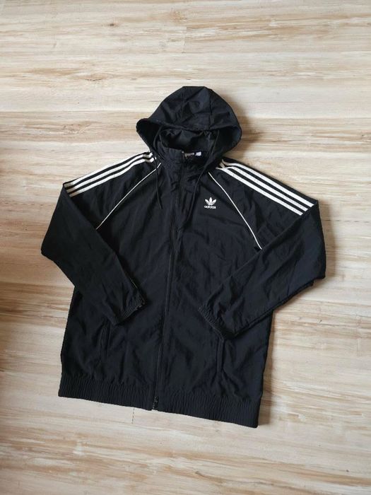 Оригинално мъжко горнище с качулка Adidas Windbreaker