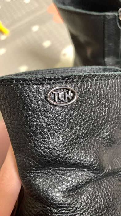 Женская кожаная обувь