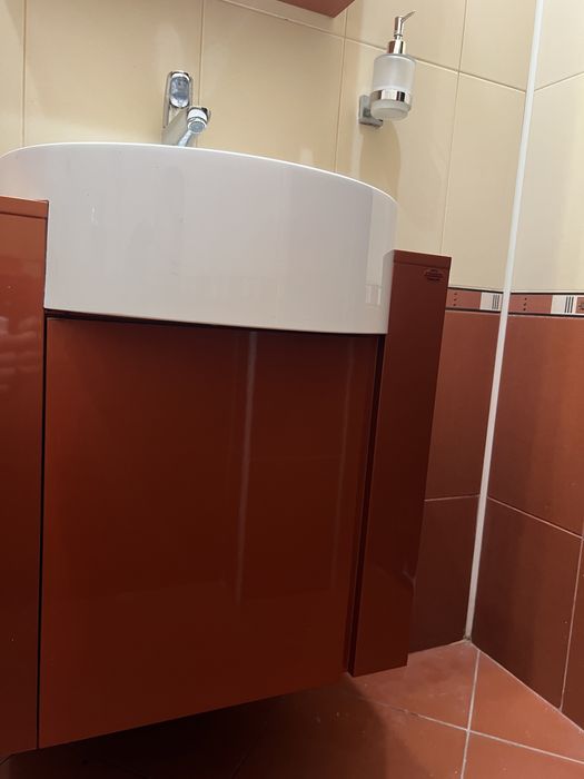 Мебели за баня. Комплект