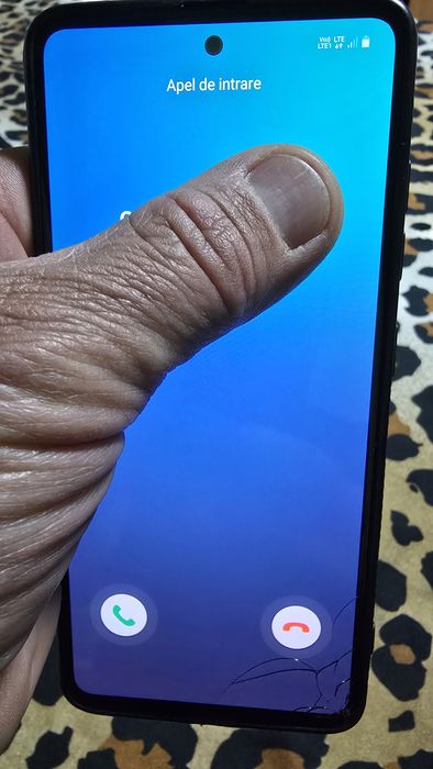 Samsung  a51 pentru piese