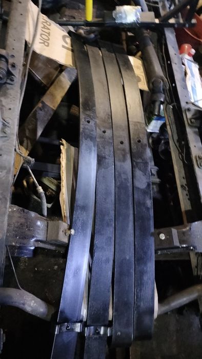 Продам ресоры на Газель