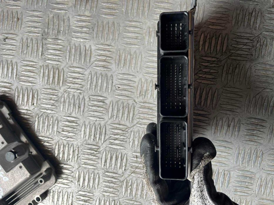 компютър за двигател от renault CLIO 2022г. 1.0 турбо 91k