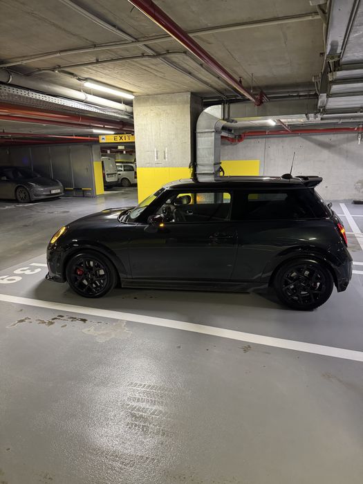 MINI Unknown Model 2025 — imagine 5