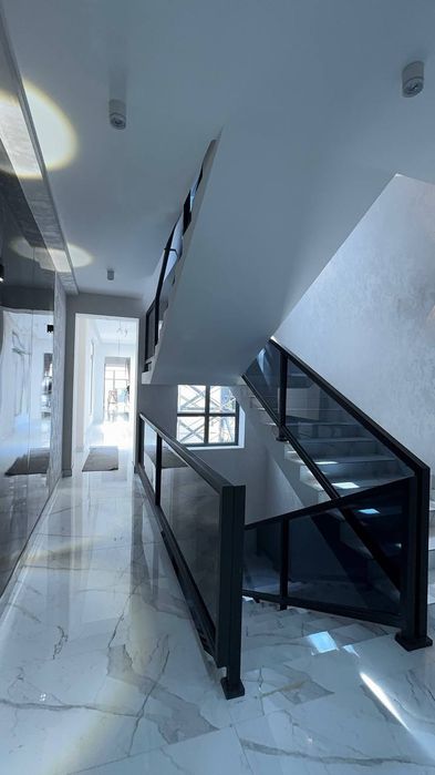 Продажа! В центре Новый гостиница 65 комнатная готовый, Яккасарайский.