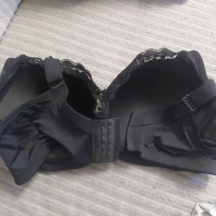 Продам новый бюстгальтер