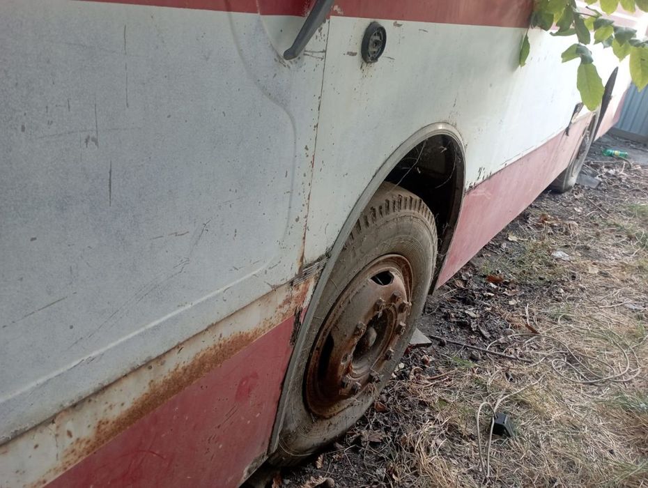 Автобус Лаз Олди ва орка мост