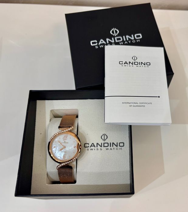 Дамски часовник- Candino ,нов