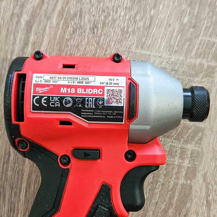 Нов ударен гайковерт Milwaukee M18 BLIDRC-0 18V 190 Nm, безчетков Impact, без батерия и зарядно
