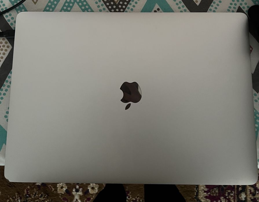 MacBook Pro 2017 с Touch Bar
