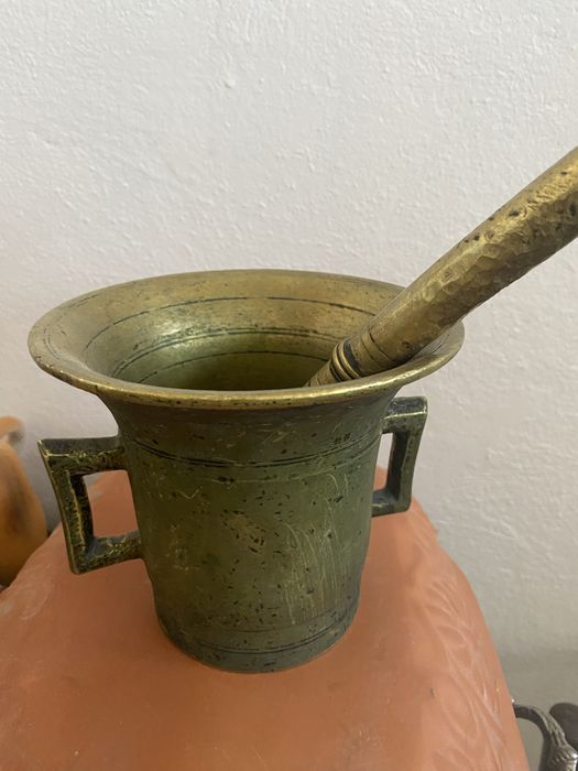 Mojar din bronz