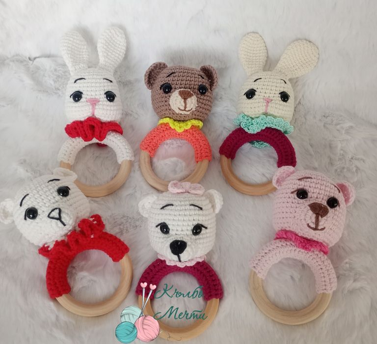 Ръчно плетени дрънкалки