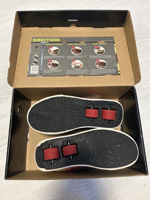 Adidati HEELYS cu role copii marime 33