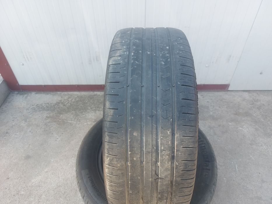 50 lei bucata! Doua anvelope de vara 235 55 17 Continental